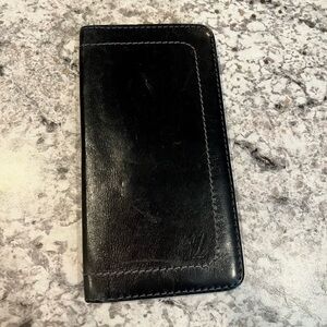 Vintage ‘09 Louis Vuitton Brazza Black
Leather Wallet - Authentic
